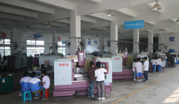东莞东城数控车床培训基地 塑料模具零件的热处理工艺