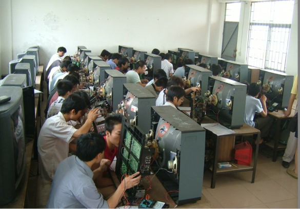 深圳福永电子家电维修培训 哪里有规模最好学校